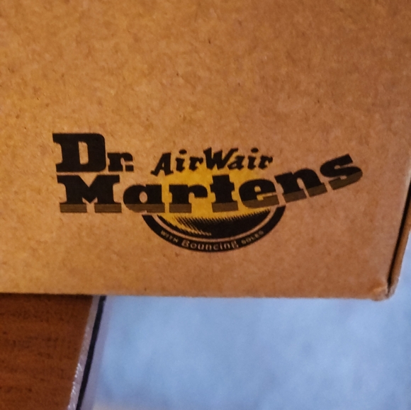 Dr Marteans Boots - Picture 6 of 6